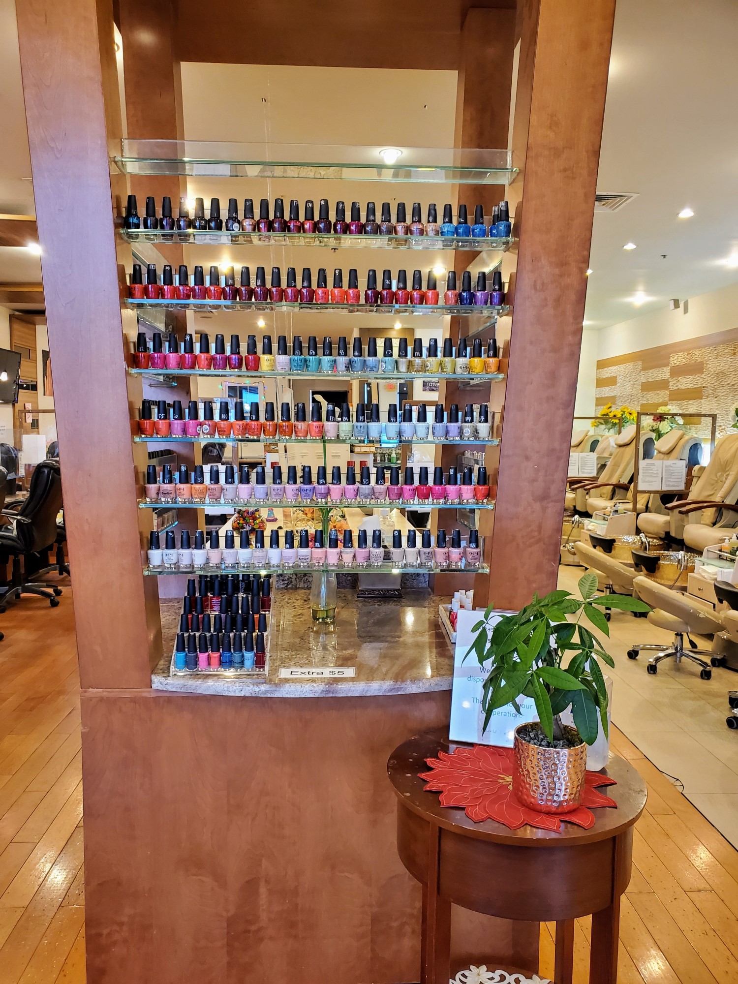 American Nails | West Chester PA